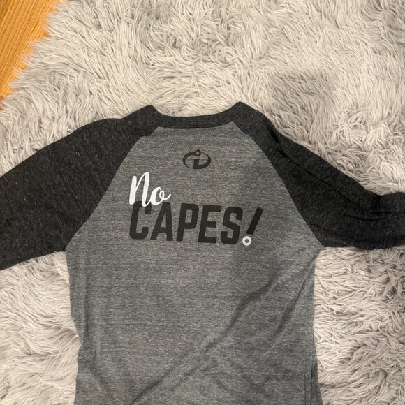 Disney Pixar Edna Mode "No Capes!" Shirt - Picture 4 of 5
